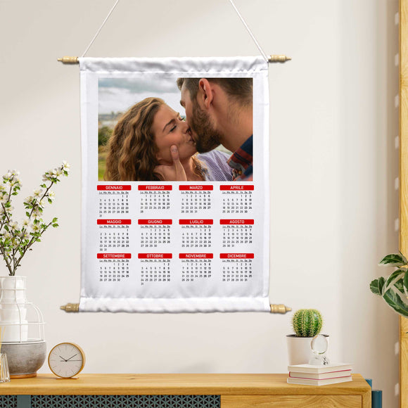 Calendario su tela